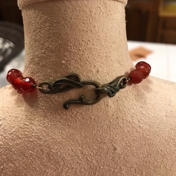 🍁Beautiful and Unique Necklace and Earring Set🍁 - Picture 3 of 5